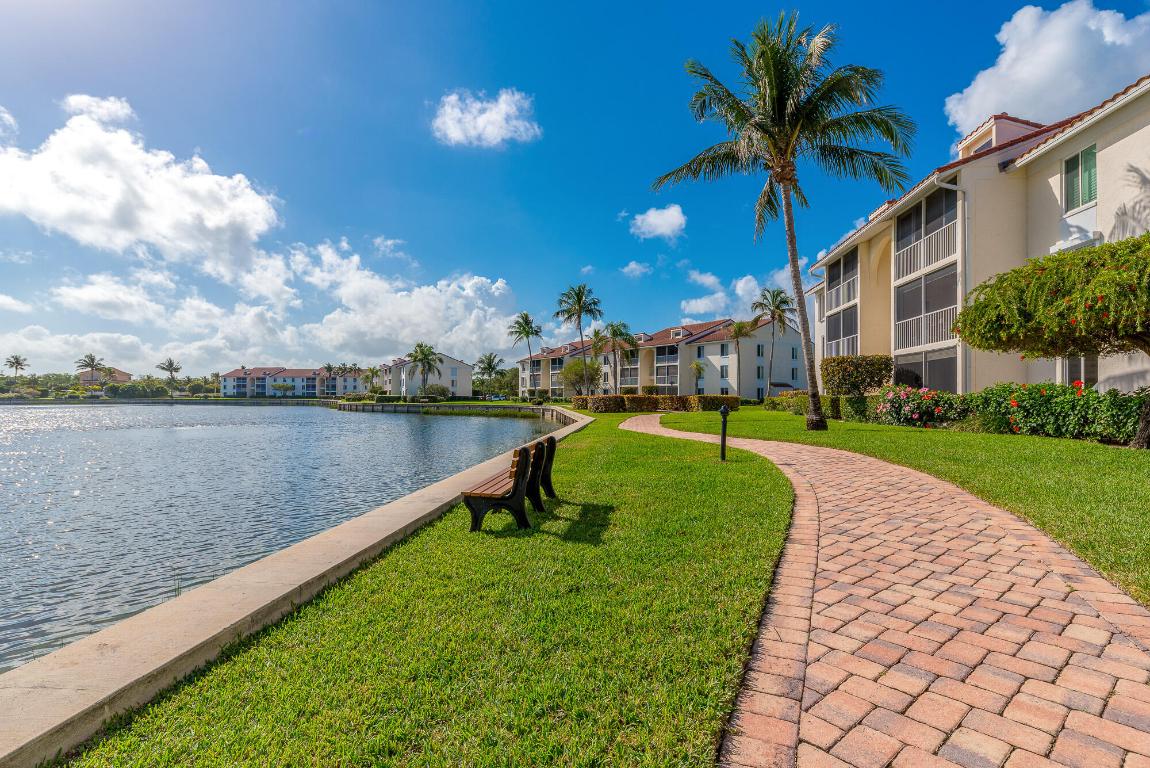 JENSEN BEACH CLUB CONDO - Residential