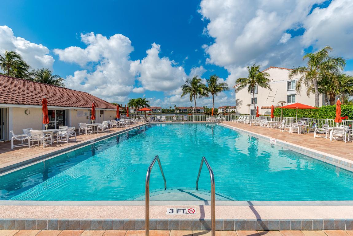 JENSEN BEACH CLUB CONDO - Residential