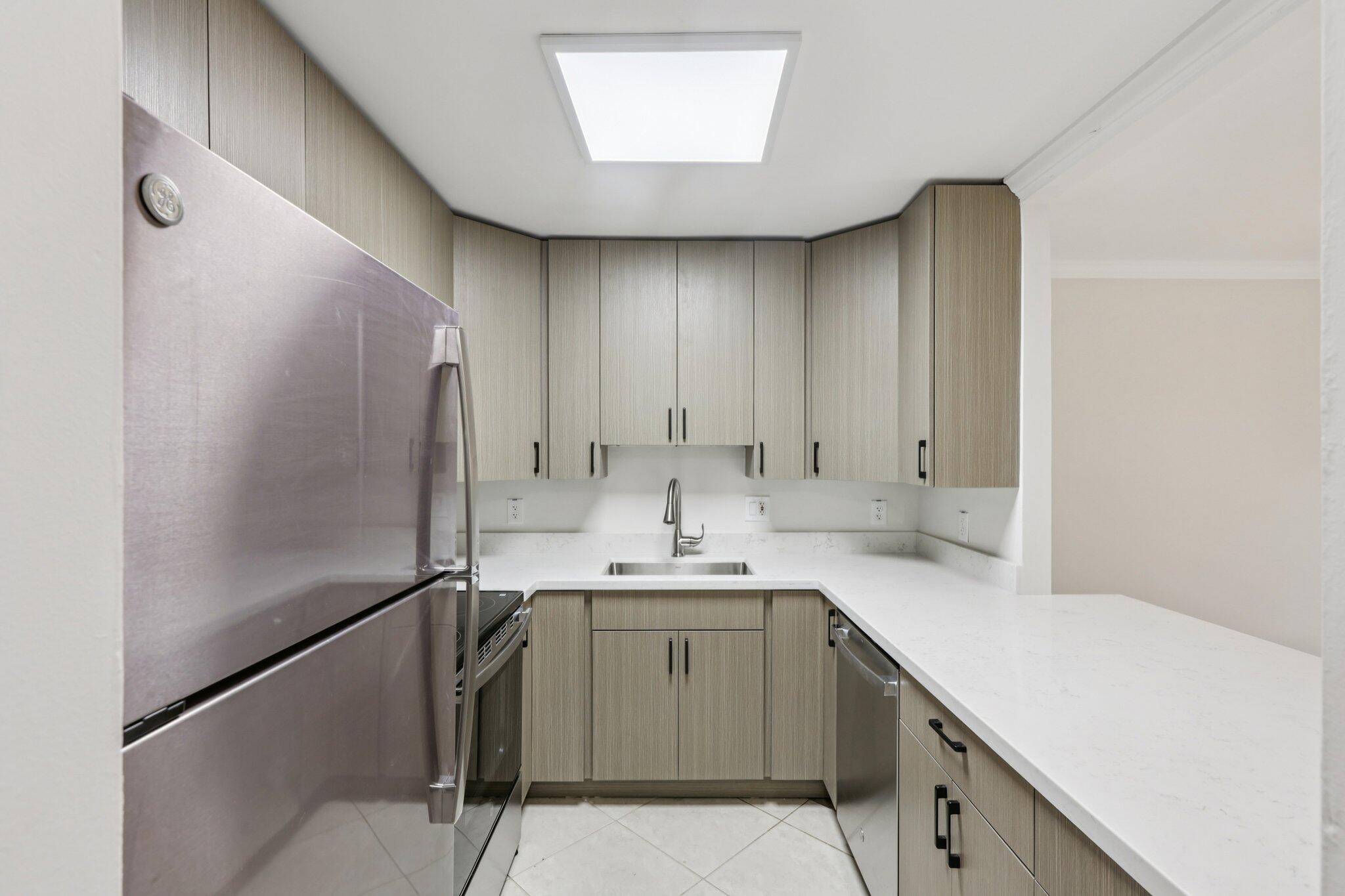 3000 NE 5th Terrace 313-a