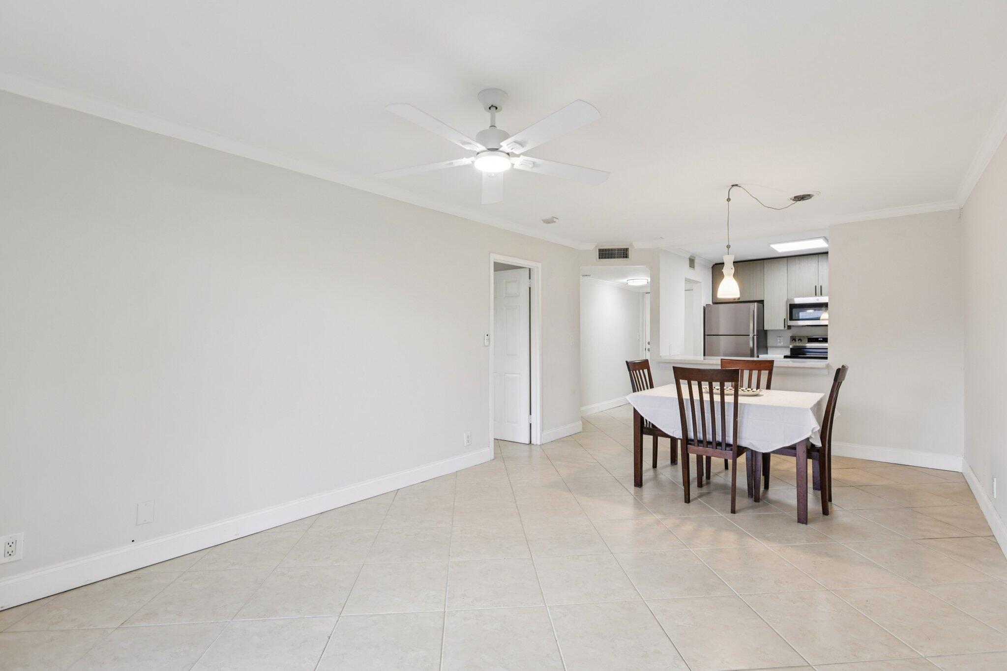 RIVER MANOR - Residential