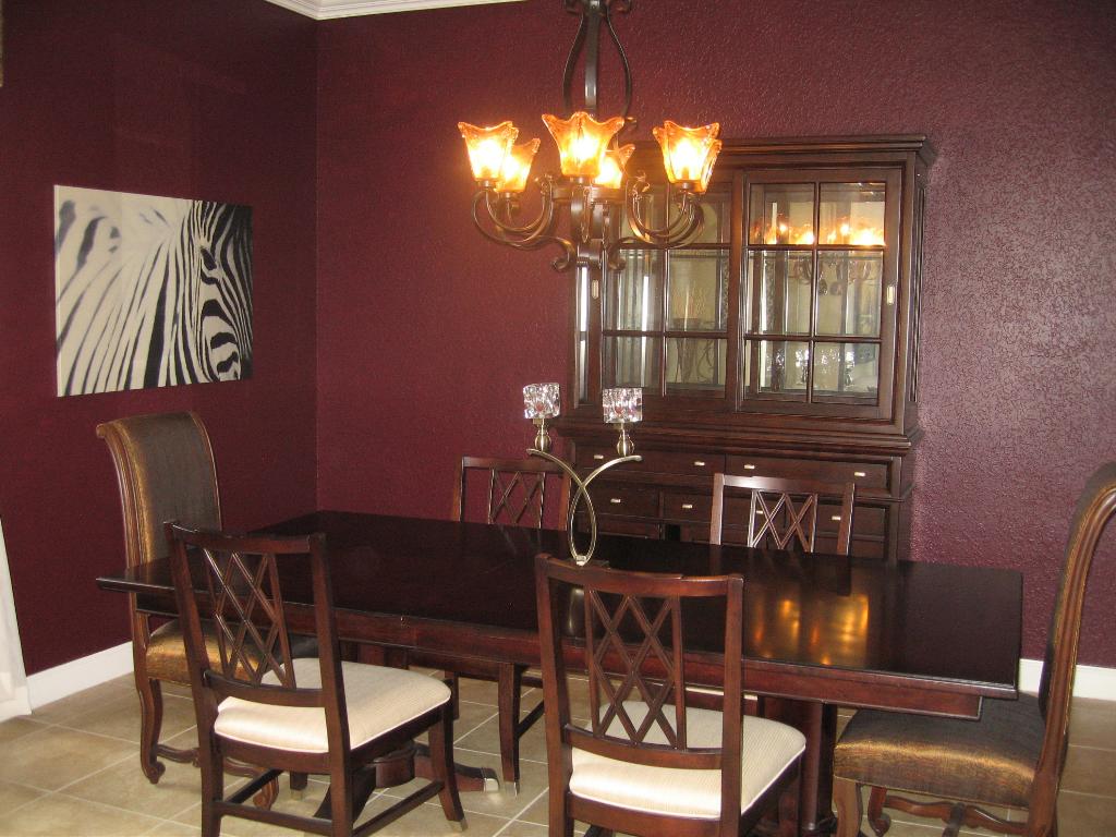 VERSAILLES - Residential Lease