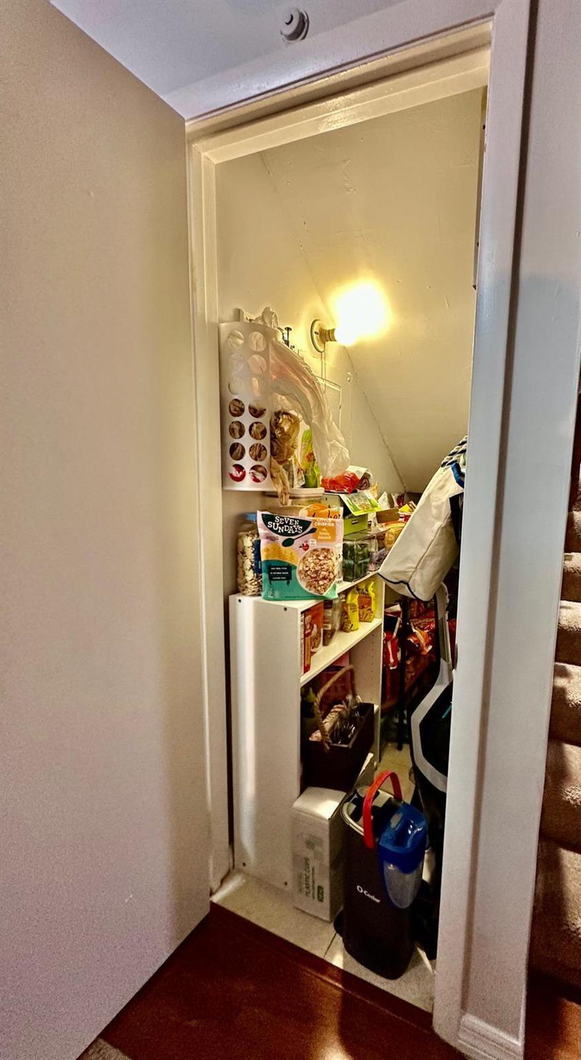 SHERWOOD LAKES - Residential