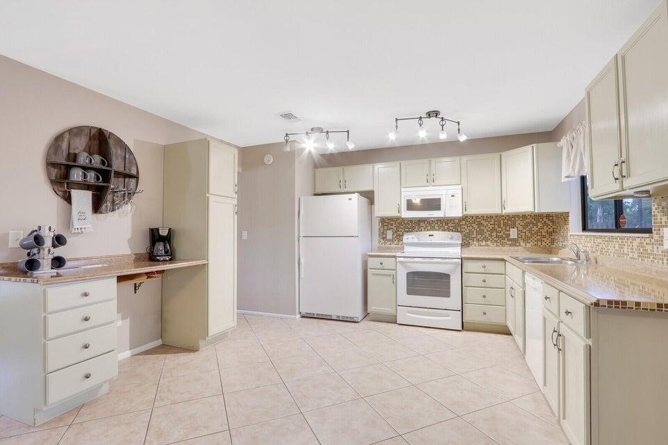 SOUTH PORT ST LUCIE UNIT 5 - Residential Lease