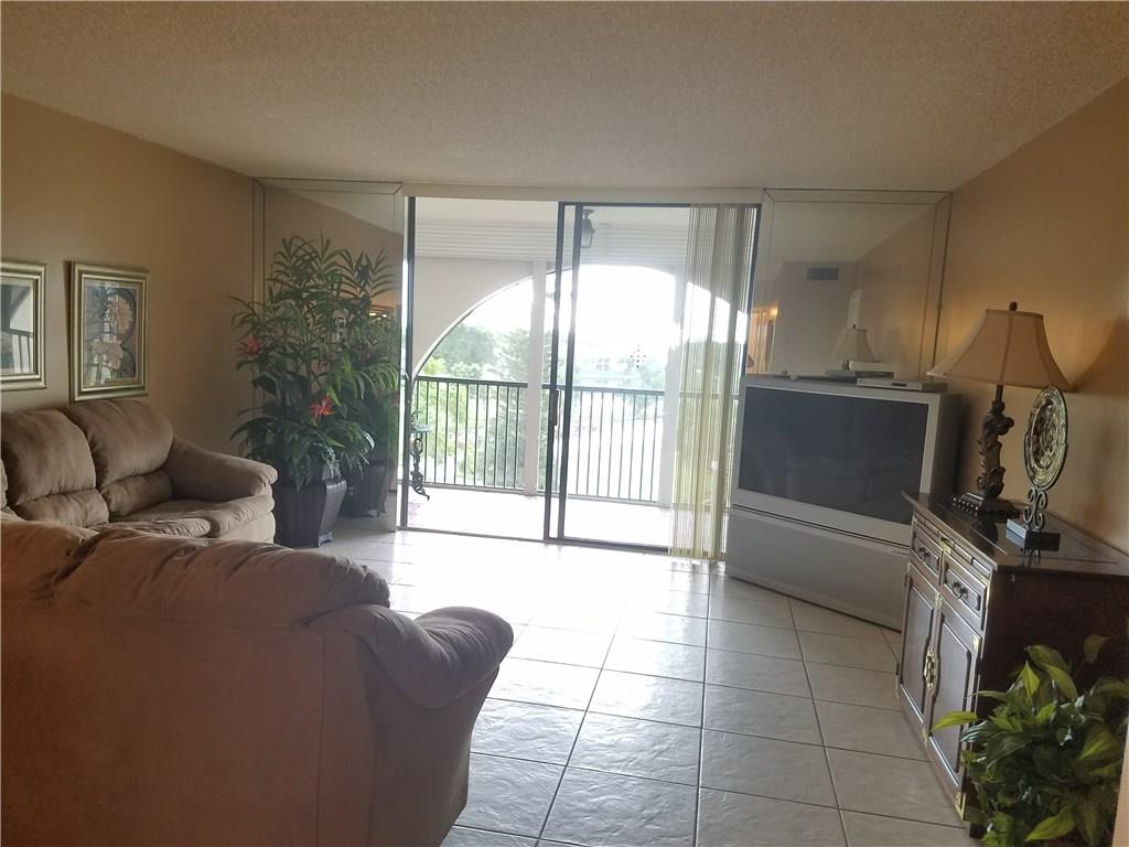 LAKES OF ENVIRON - Residential