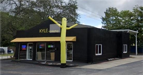 TruCity Realty is pleased to present an exclusive passive investment opportunity for a free-standing retail property located in the city of Largo, FL. The location benefits from being in a strong commercial corridor surrounded by national and local tenants including world class entertainment and sporting arena. The property sits on 16,000 sf lot, 12 parking spots, with a Triple Net Lease offering 8% Cap. Rate.