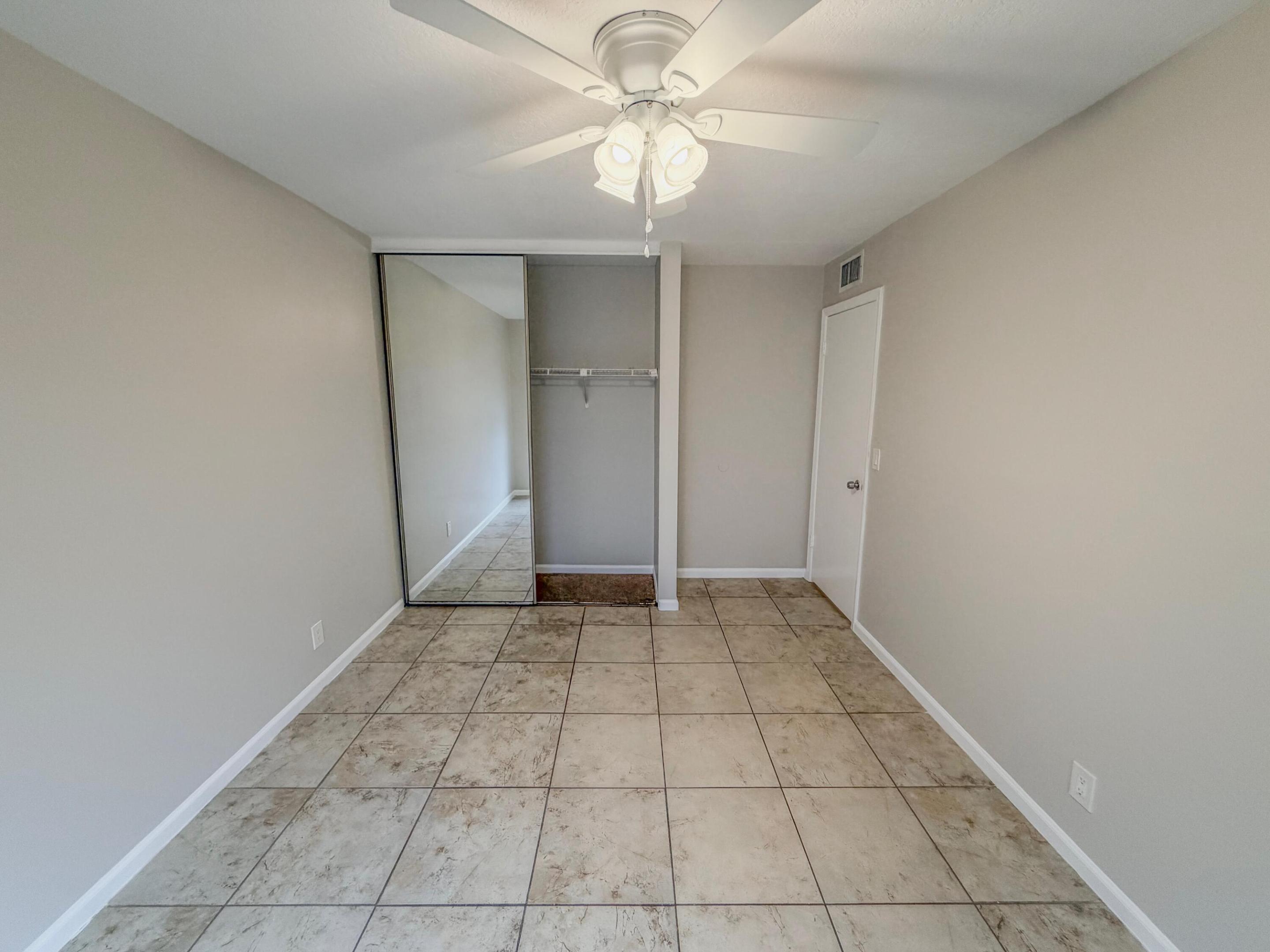 WOODSTOCK TWNHS - Residential Lease