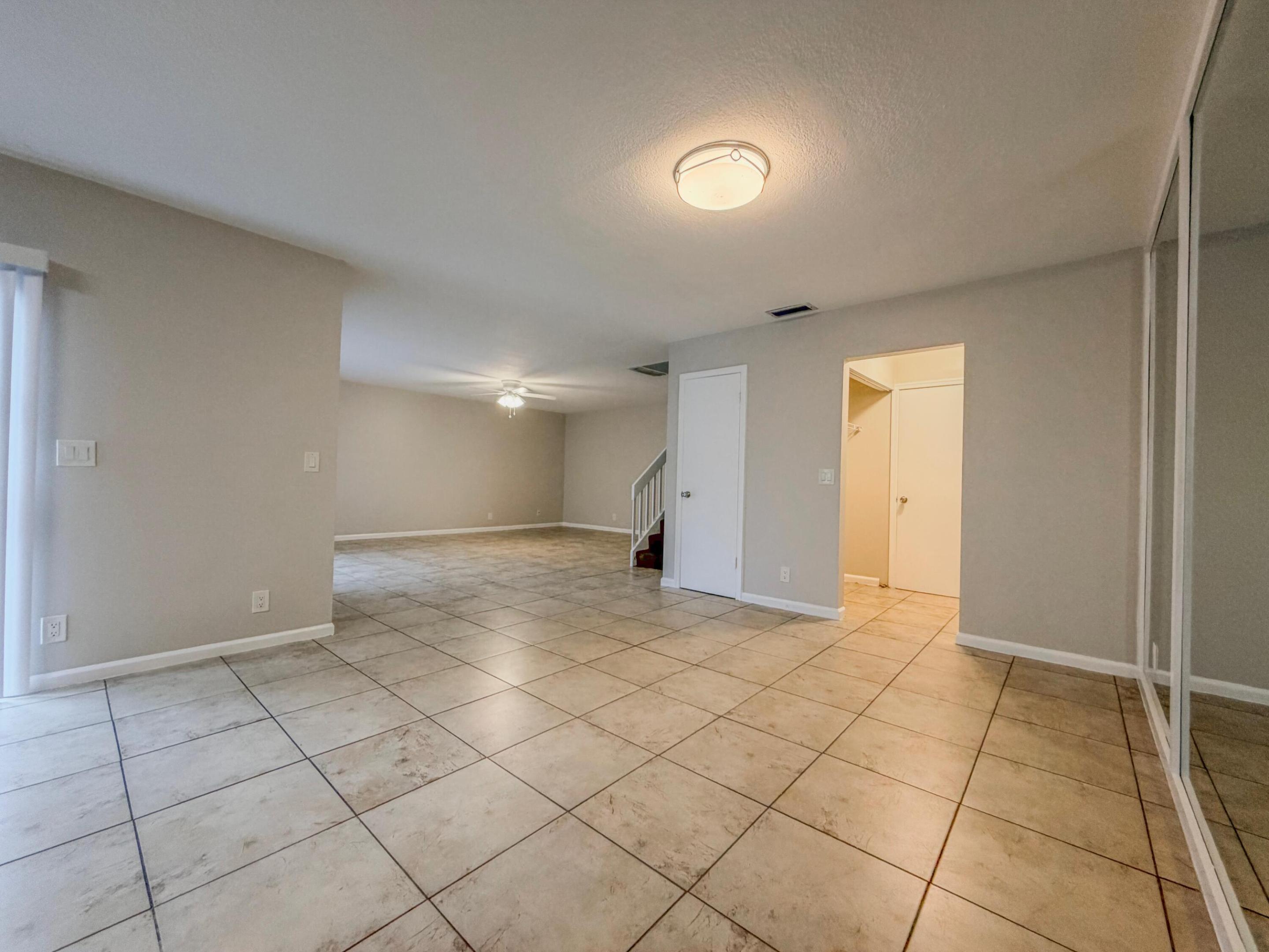 1913 N Congress Avenue