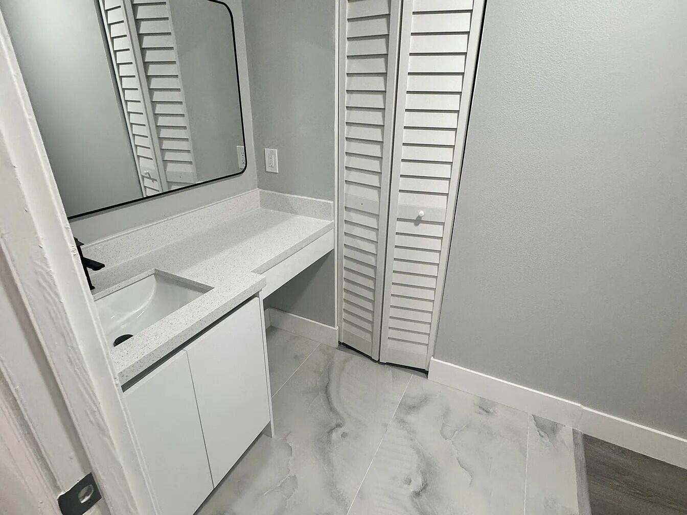 Sunrise Lake Views - Residential Lease