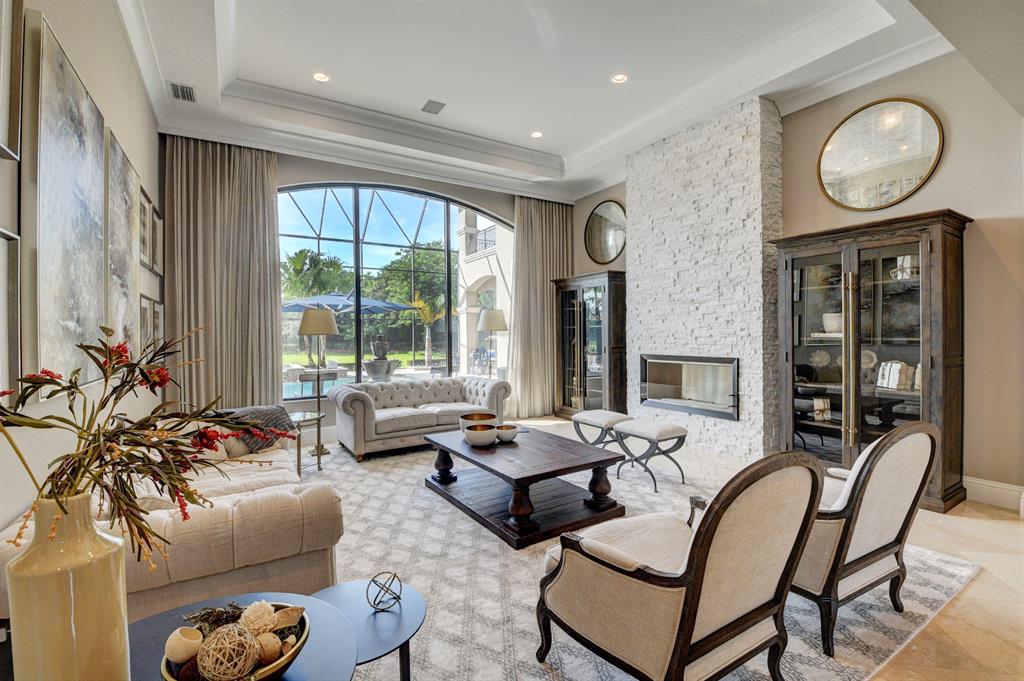 THE BRIDGES - Residential