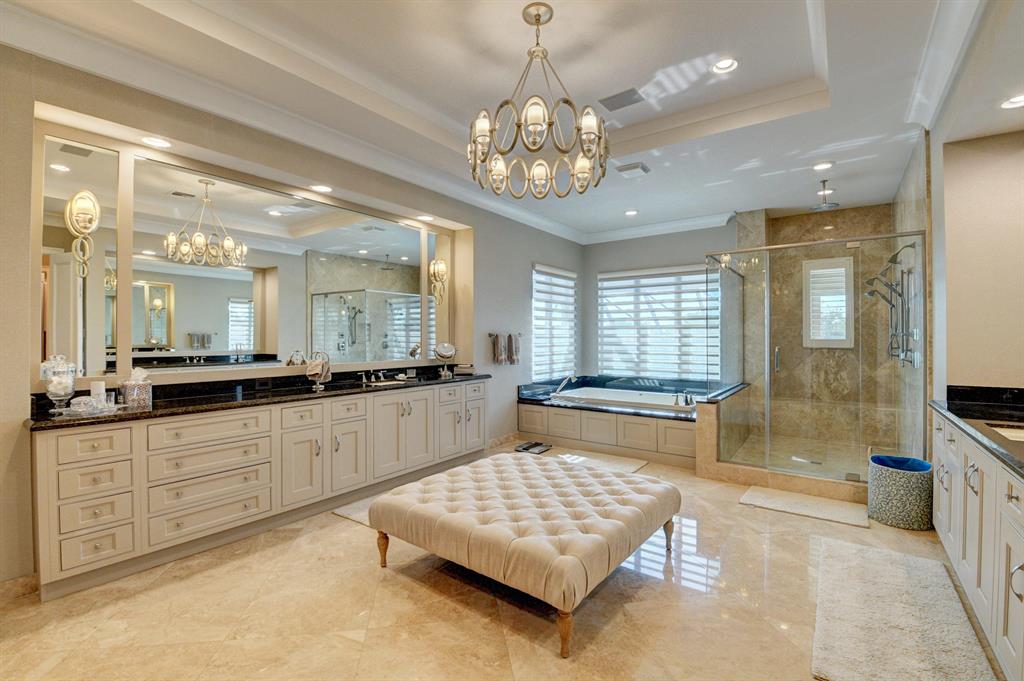 THE BRIDGES - Residential