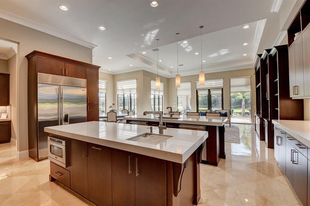 THE BRIDGES - Residential