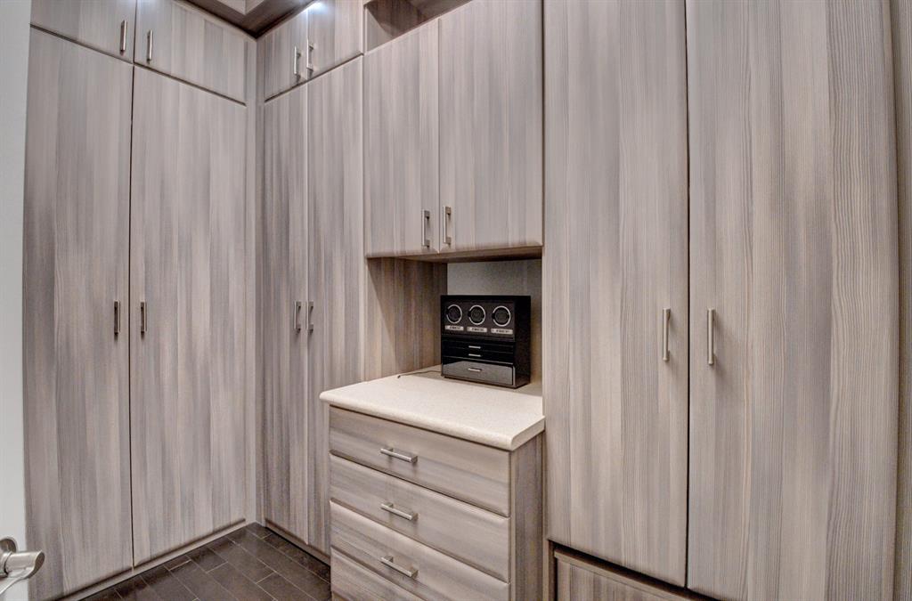 THE BRIDGES - Residential