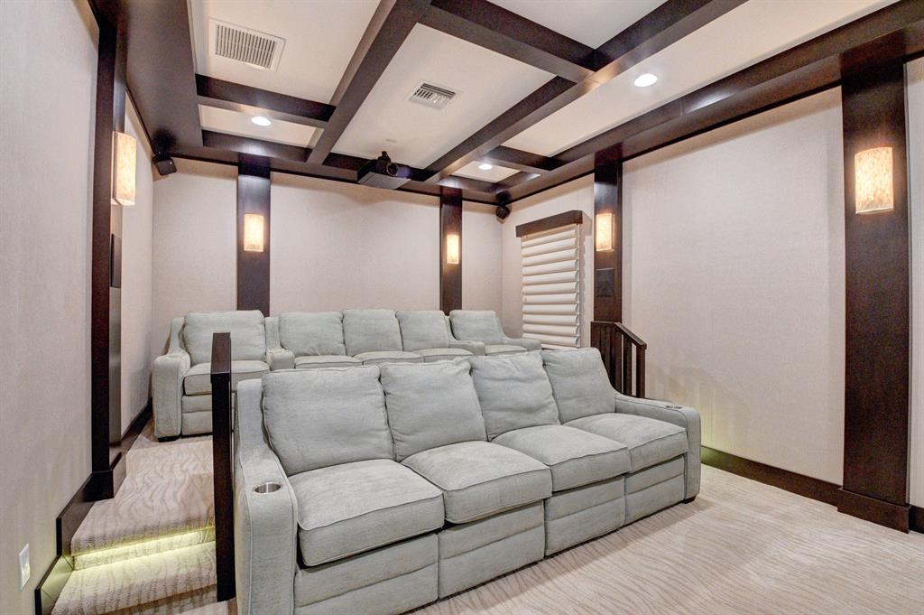 THE BRIDGES - Residential