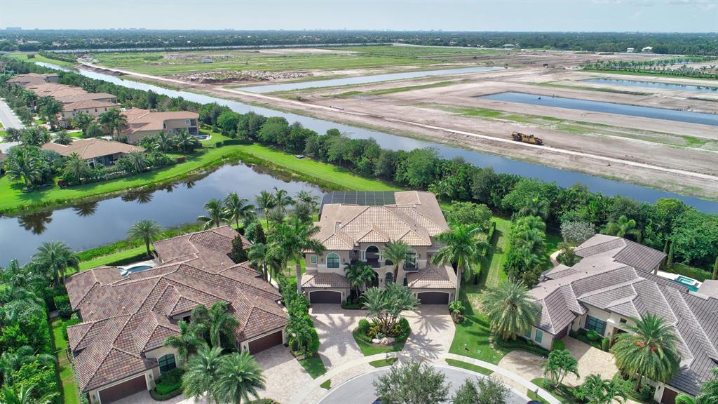 THE BRIDGES - Residential