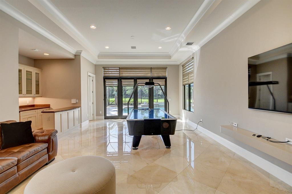 THE BRIDGES - Residential