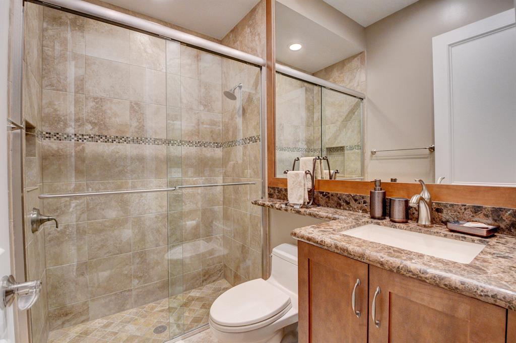 THE BRIDGES - Residential