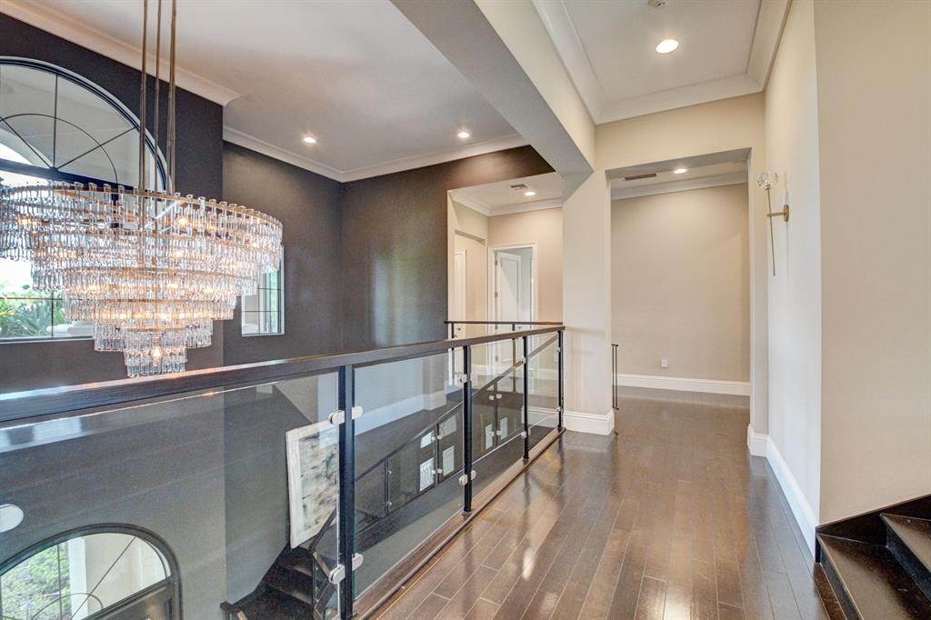 THE BRIDGES - Residential