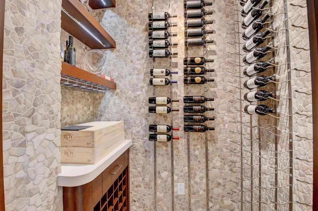 THE BRIDGES - Residential