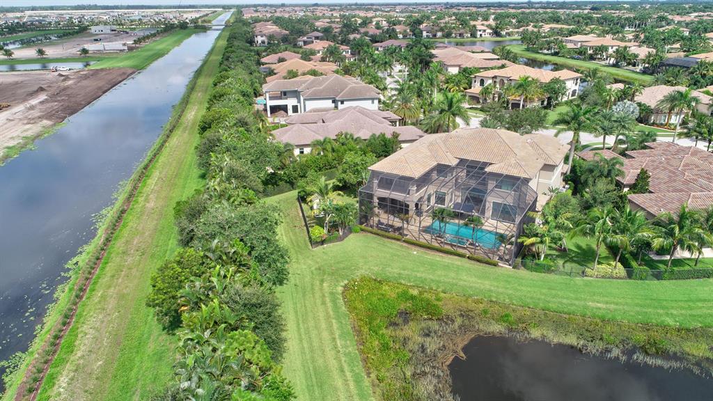 THE BRIDGES - Residential