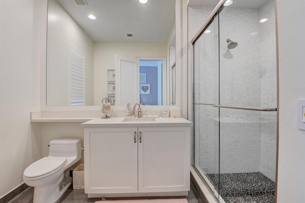 THE BRIDGES - Residential