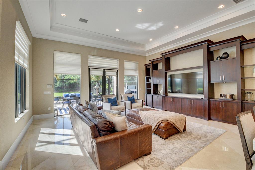 THE BRIDGES - Residential