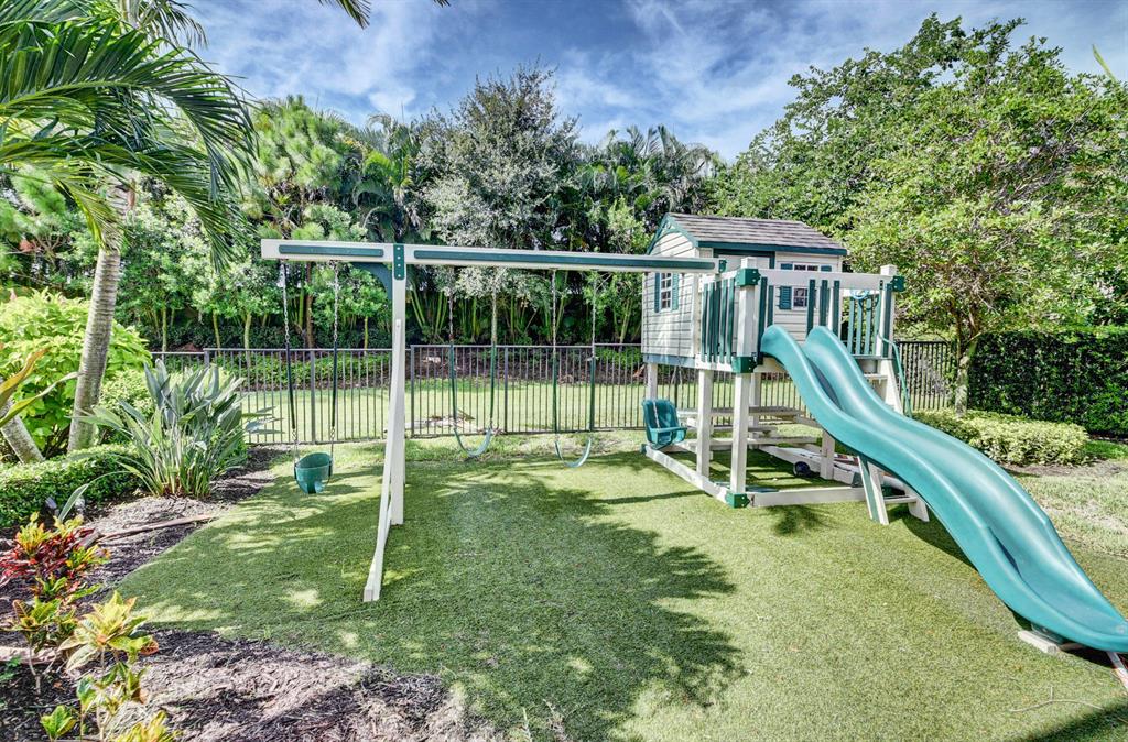 THE BRIDGES - Residential