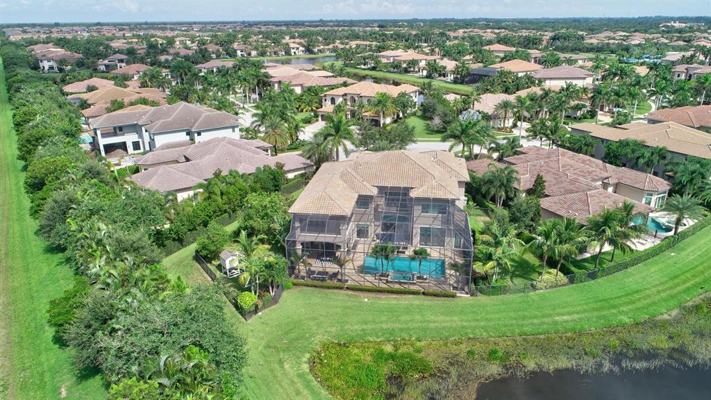 THE BRIDGES - Residential