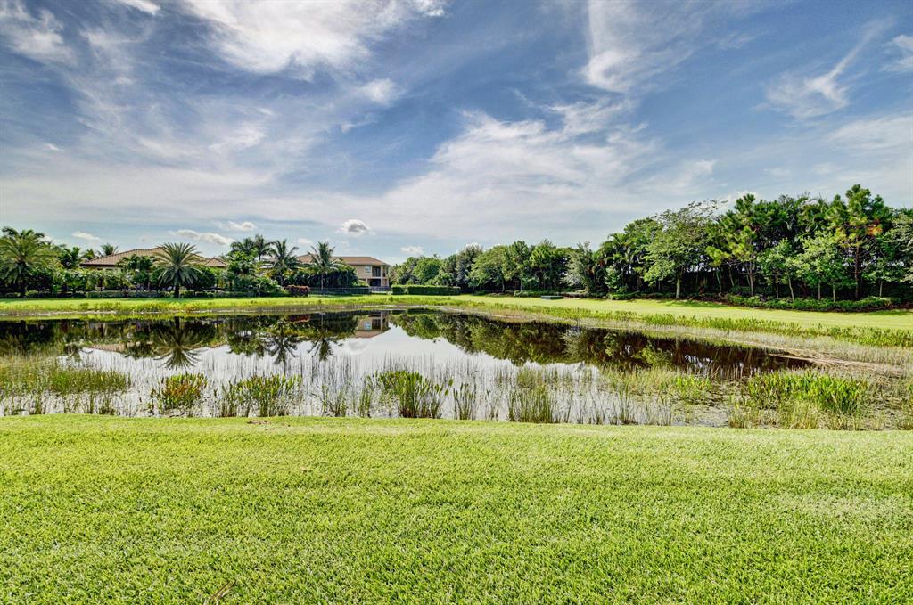 THE BRIDGES - Residential