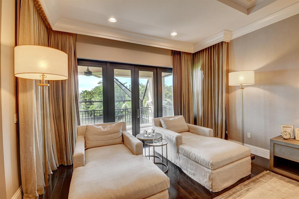 THE BRIDGES - Residential