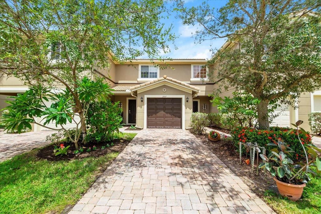 Photo of 2607 SW Marshfield Court, Port Saint Lucie, FL 34953 (MLS # R10741409)