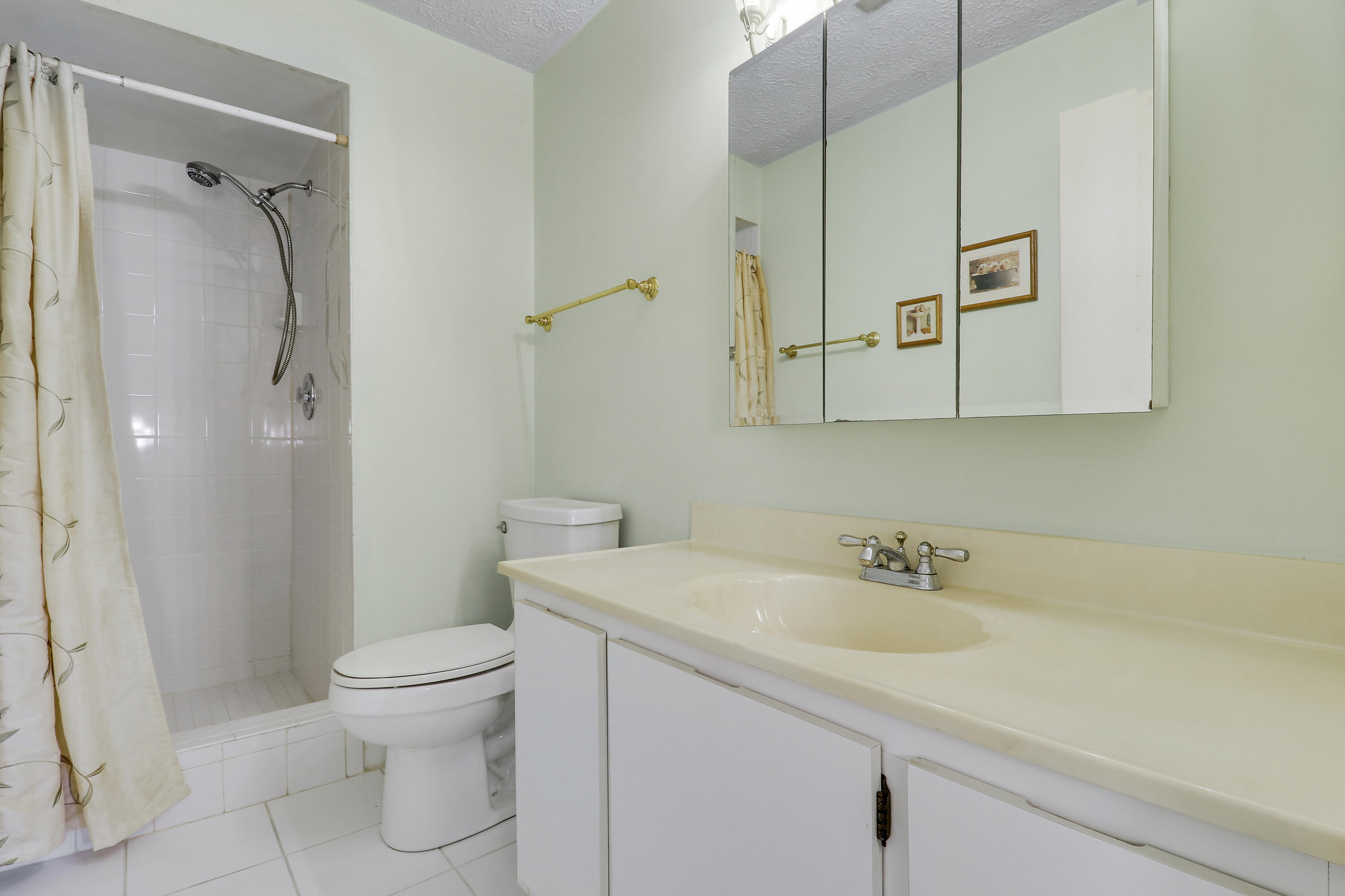 INDIAN PINES CONDO - Residential