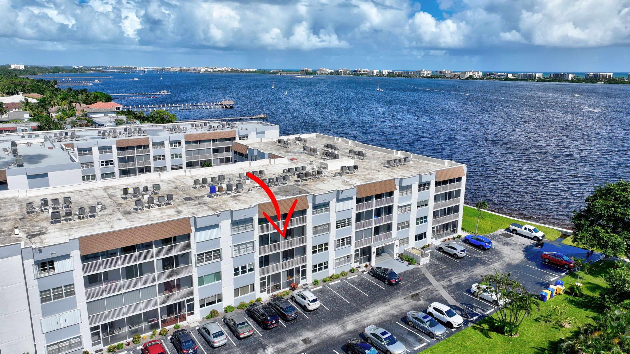 1516 S Lakeside Drive 317