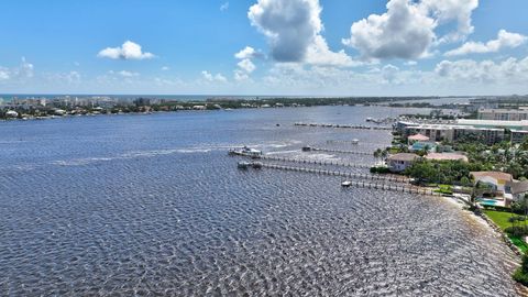 A home in Lake Worth Beach