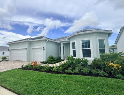 Property photo of 10400 Sw Highpointe Drive 120 Stellar, Stuart, FL 34997