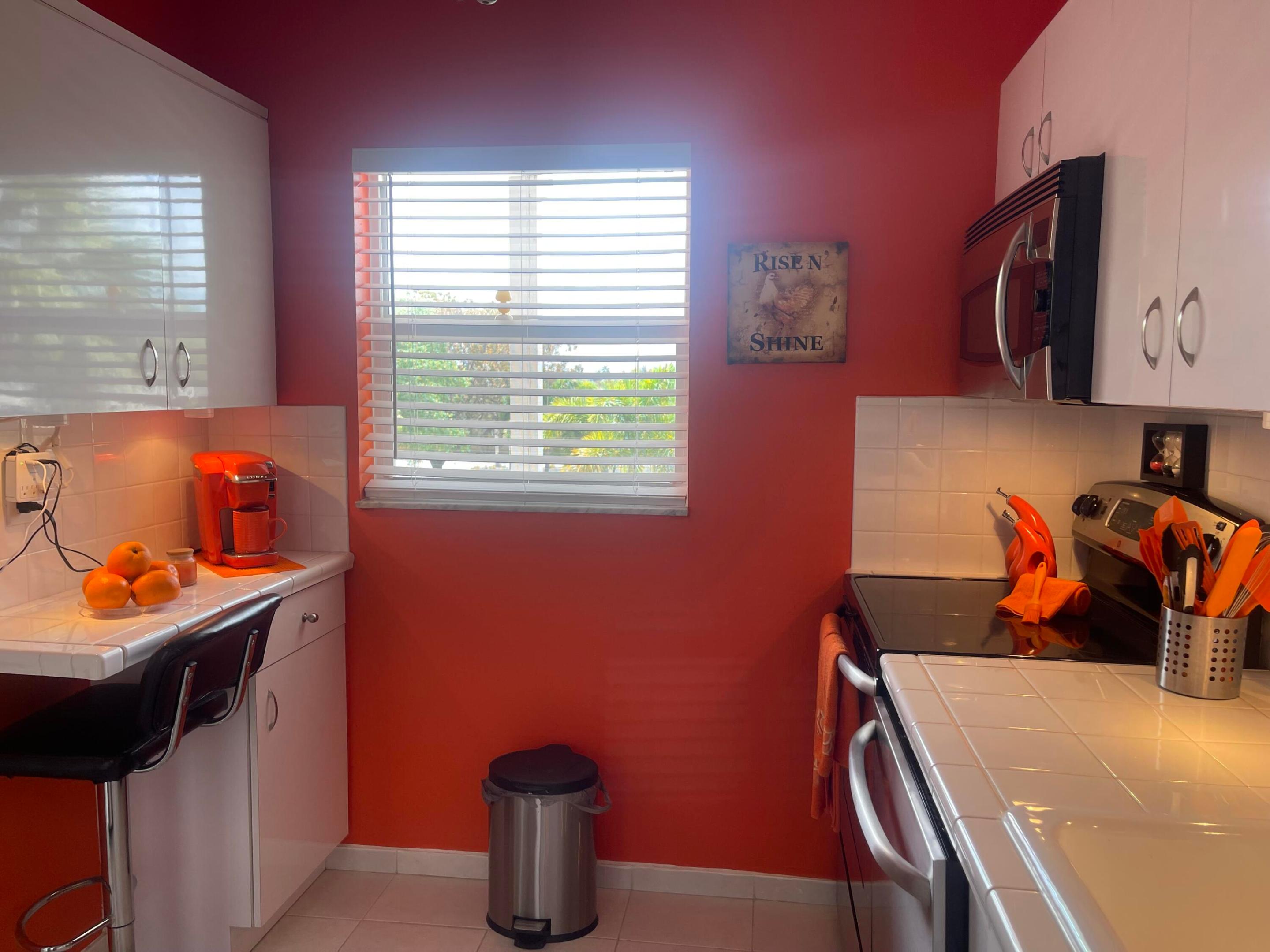 NATURA CONDO NO 1 - Residential