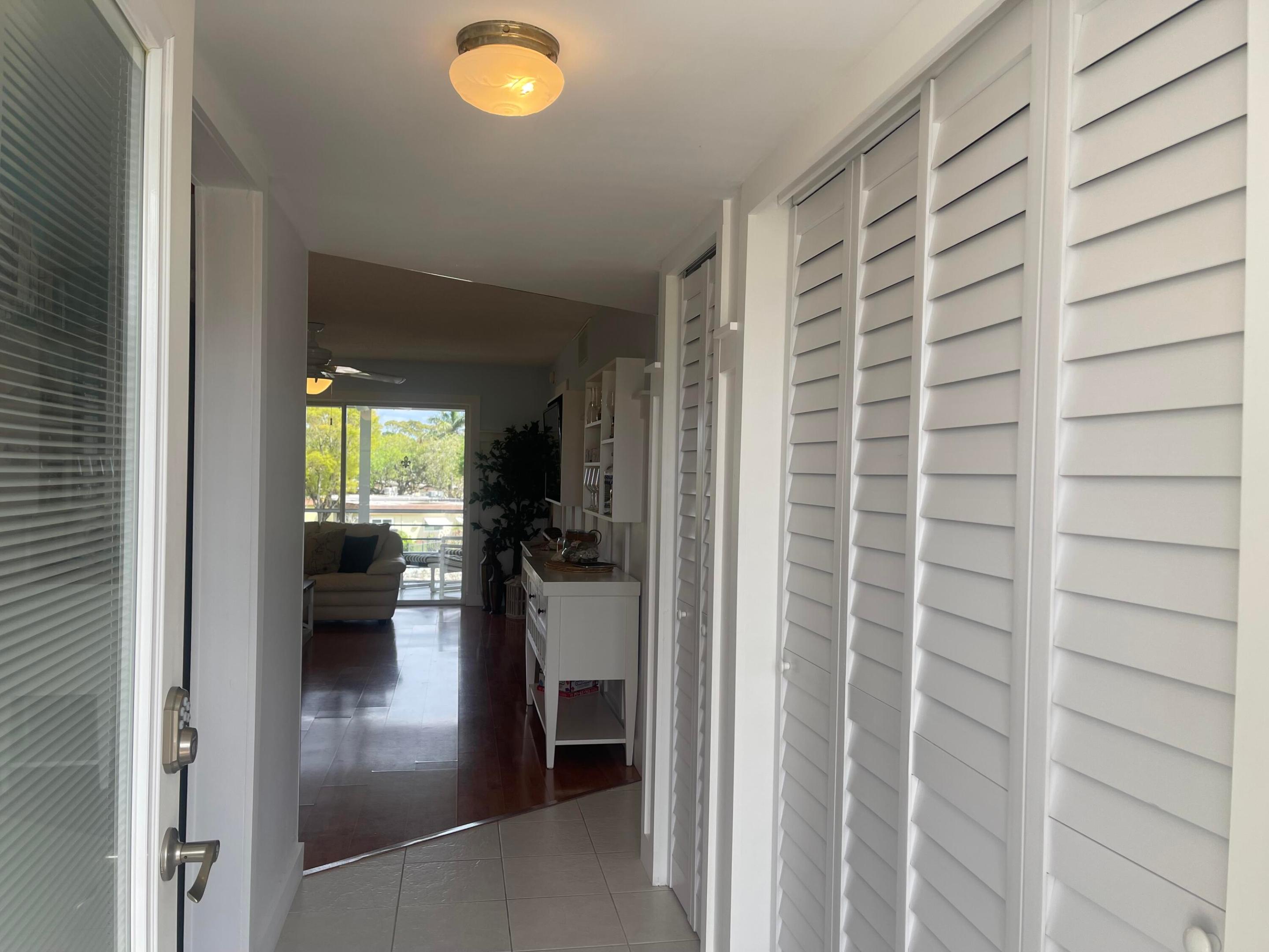 NATURA CONDO NO 1 - Residential