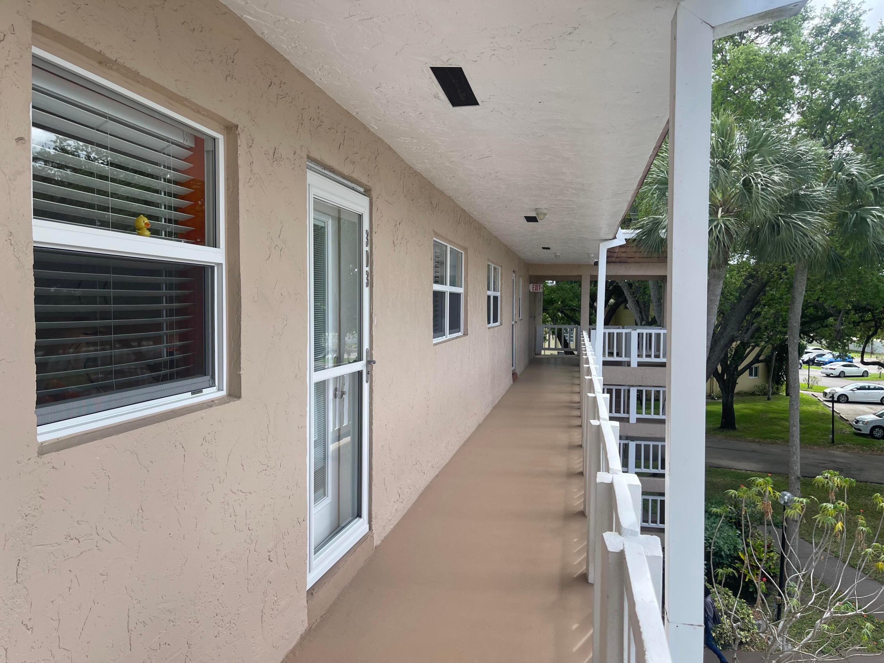 NATURA CONDO NO 1 - Residential