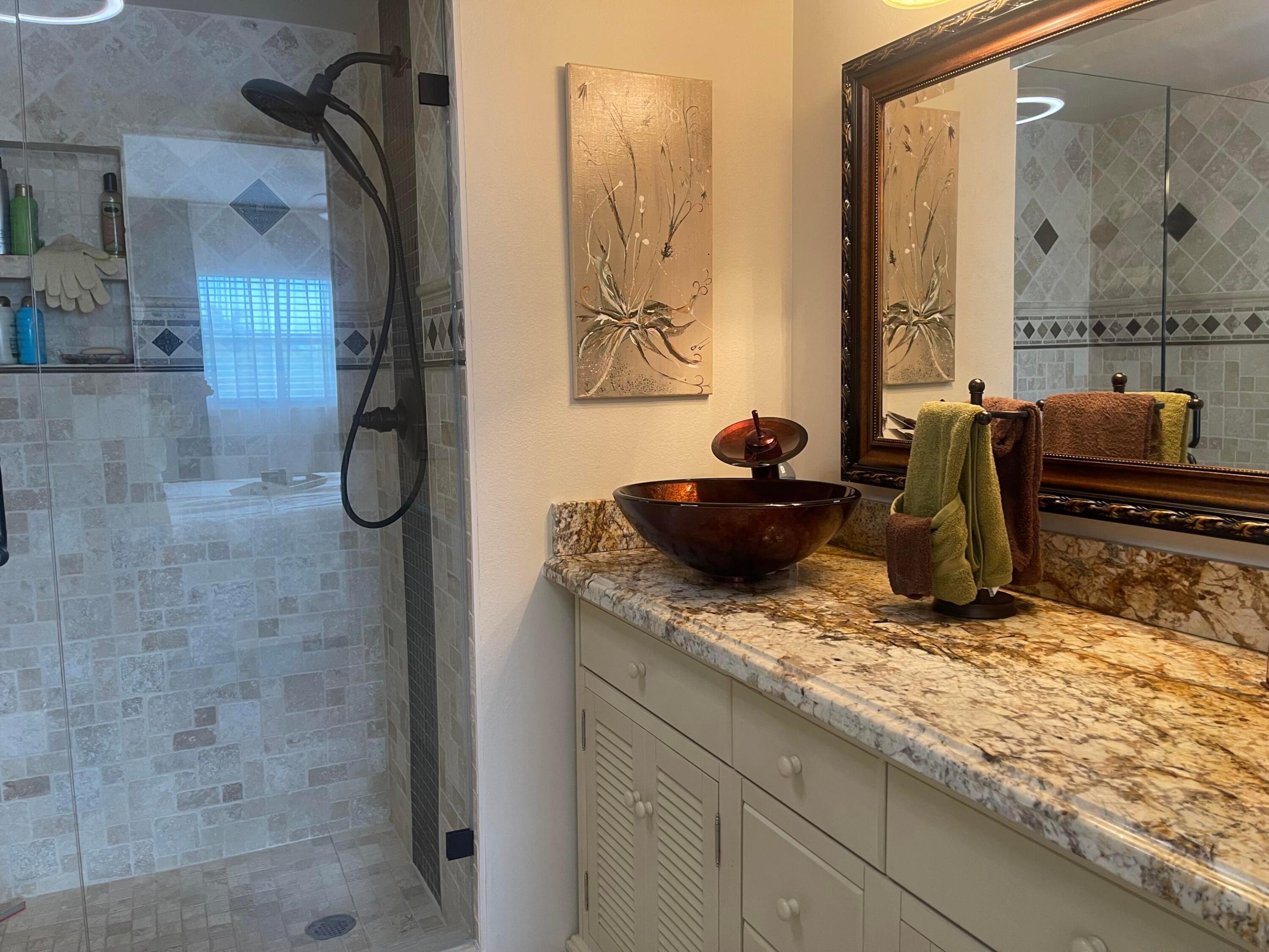 NATURA CONDO NO 1 - Residential