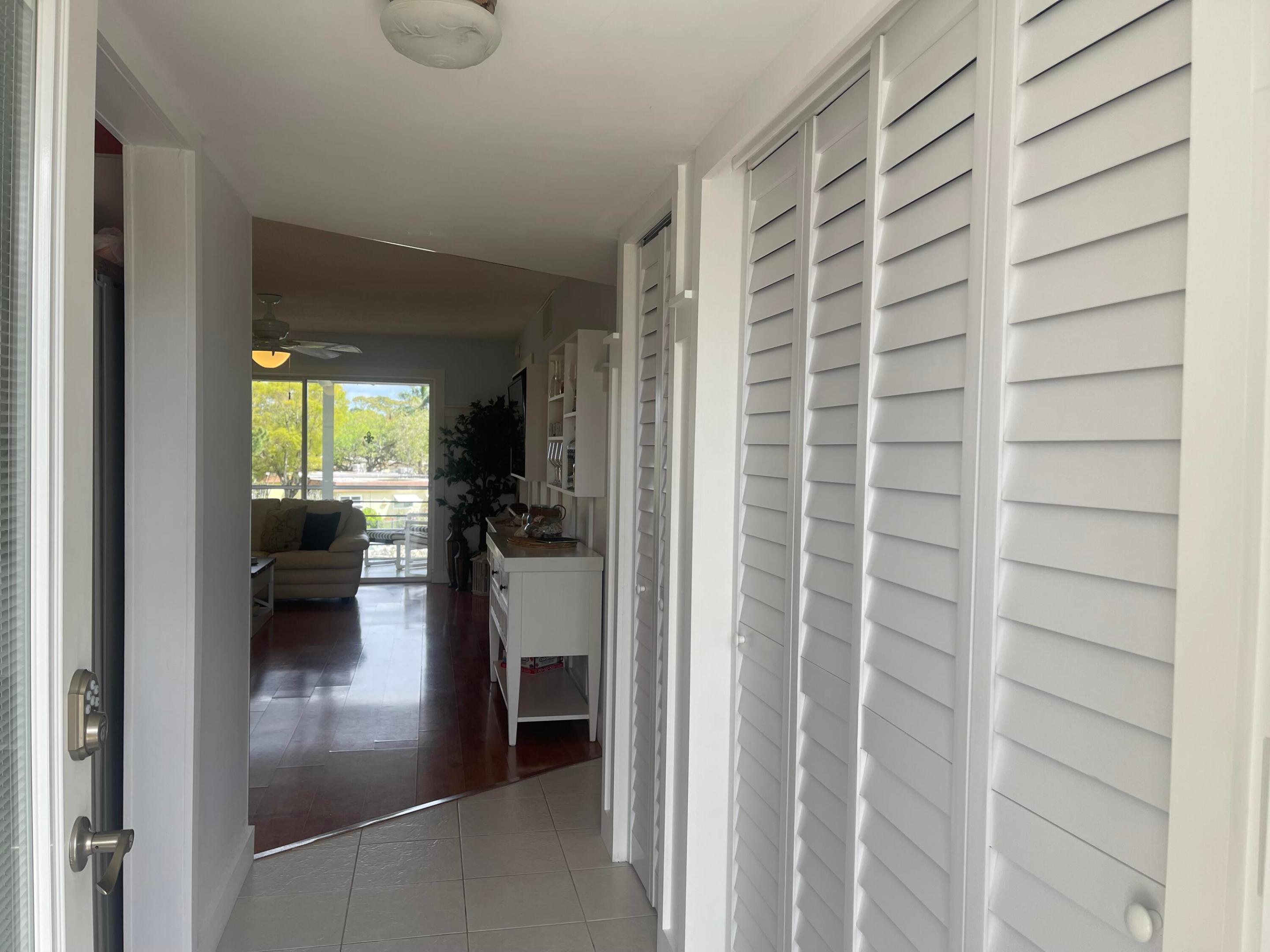 NATURA CONDO NO 1 - Residential