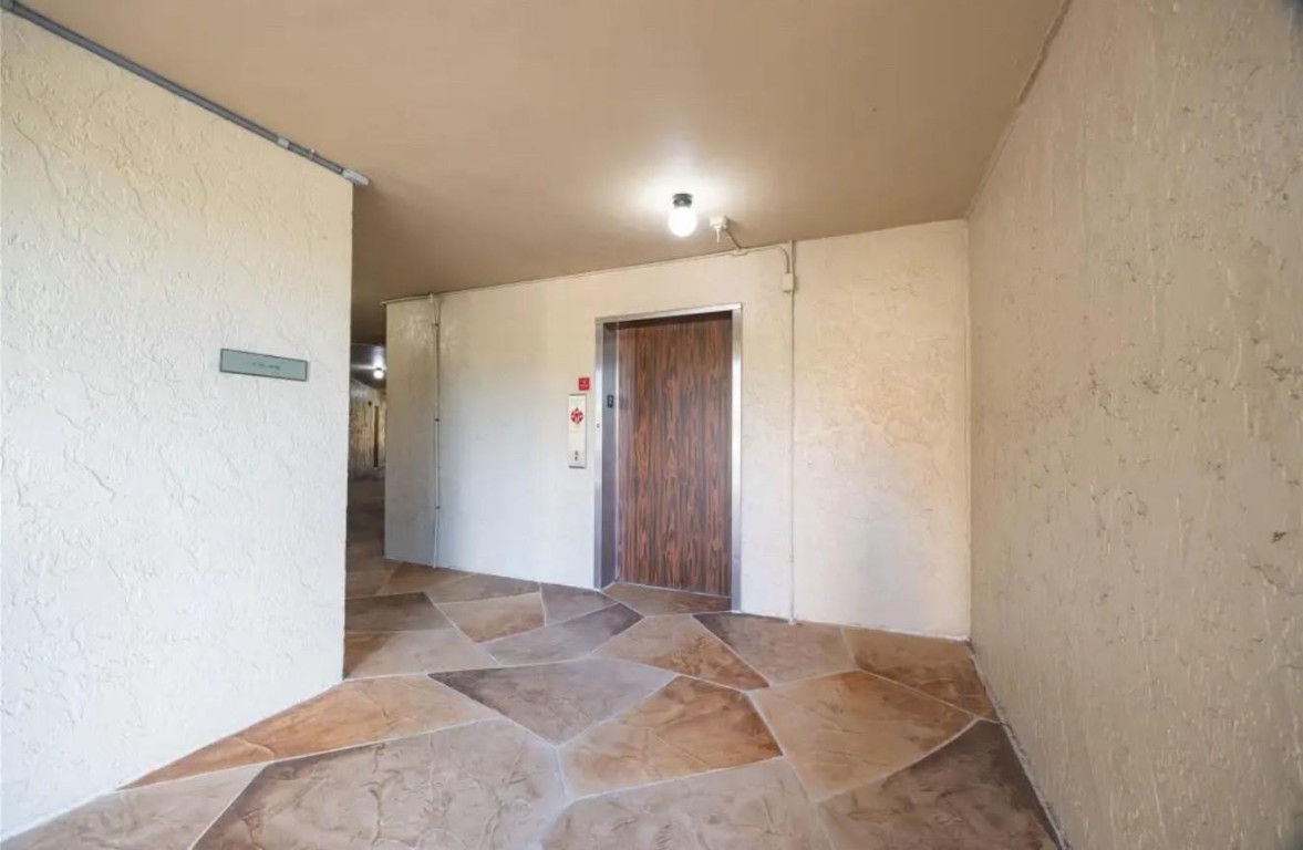 Falls of Inverrary - Residential