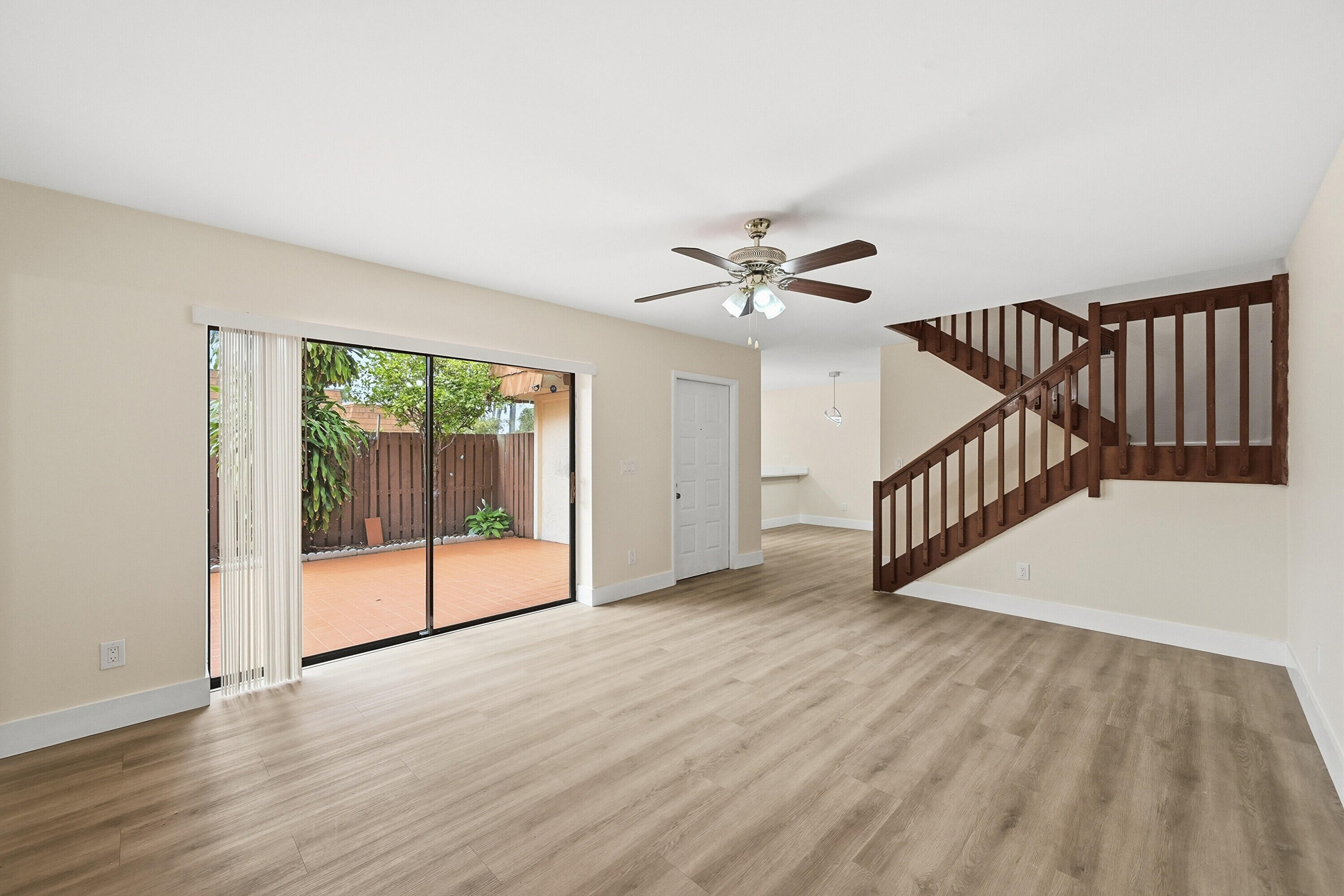 WOODVILLE - Residential