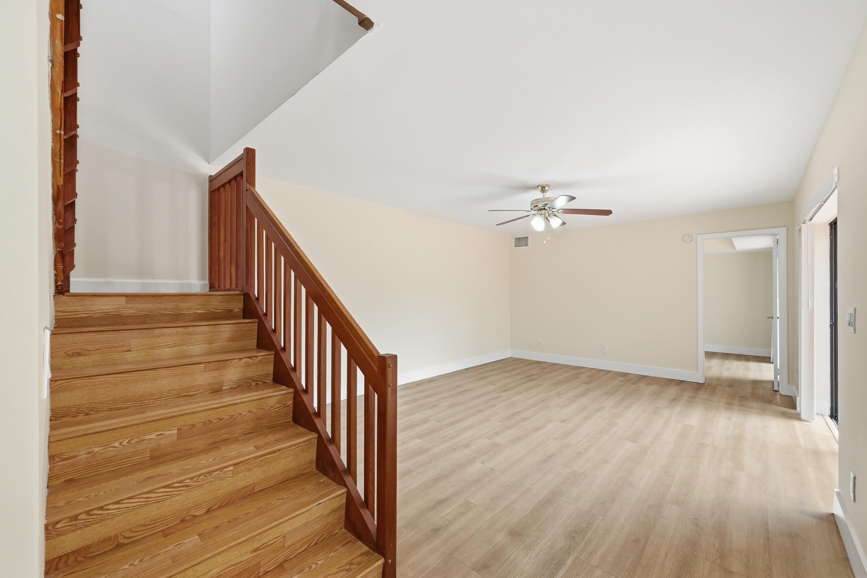 8337 N Coral Circle