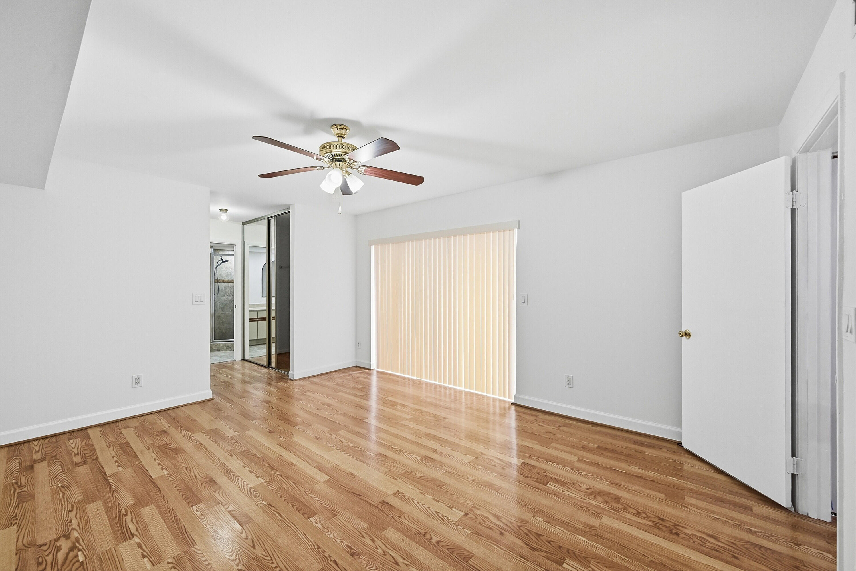 WOODVILLE - Residential