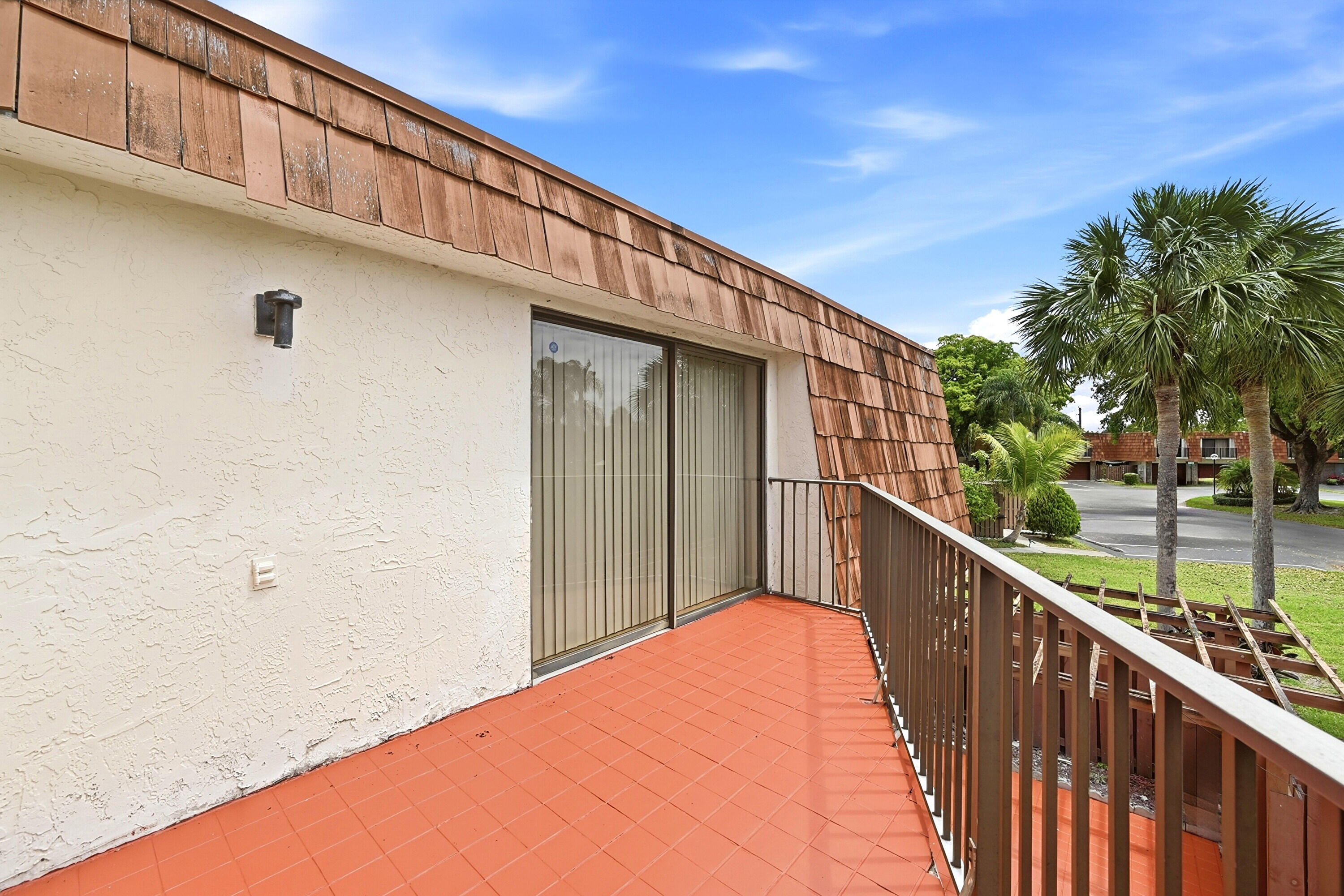 WOODVILLE - Residential