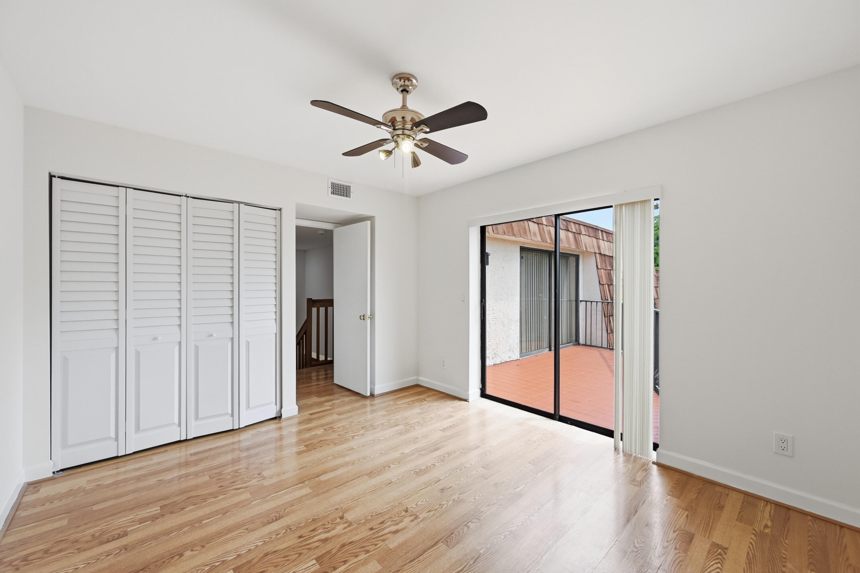 WOODVILLE - Residential
