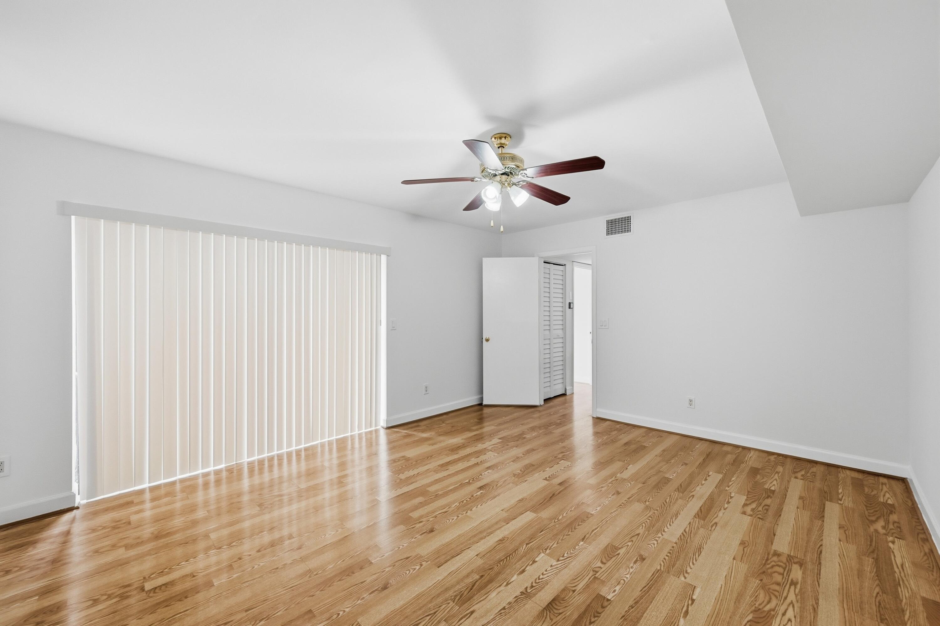 WOODVILLE - Residential