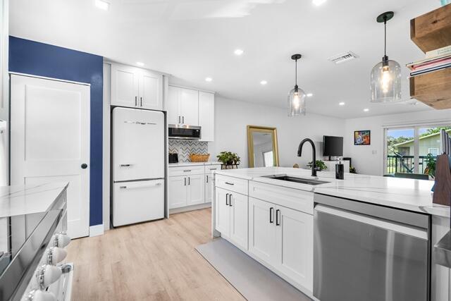 RIVERBEND CONDO - Residential