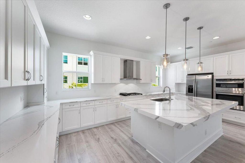 Photo of 12546 Gross Pointe Drive, Palm Beach Gardens, FL 33418 (MLS # R11097542)