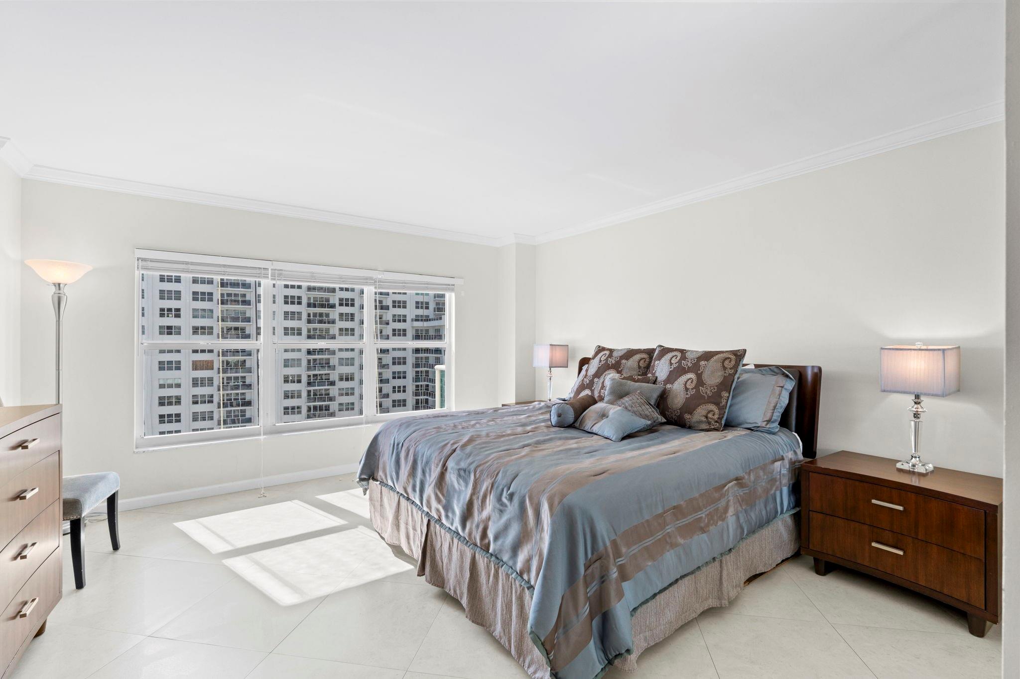 RIVIERA - Residential