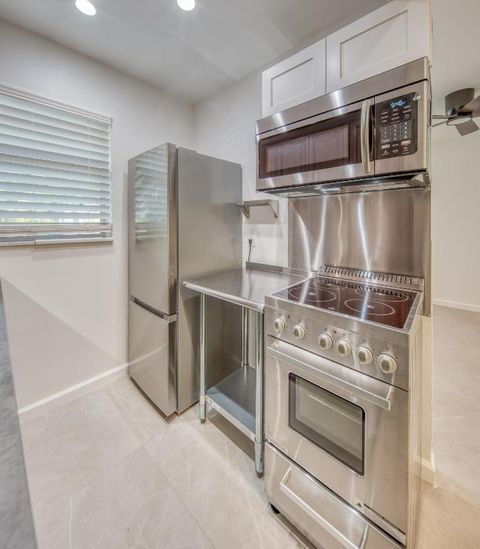 202 S Ocean Breeze 12 Lake Worth Beach FL 33460